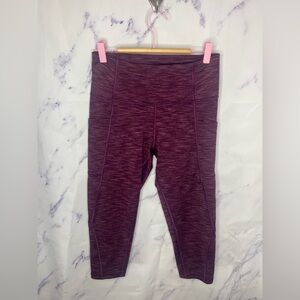 Heathy Yoga Women’s Capri Purple/Maroon Leggings Sz M w/ side pockets